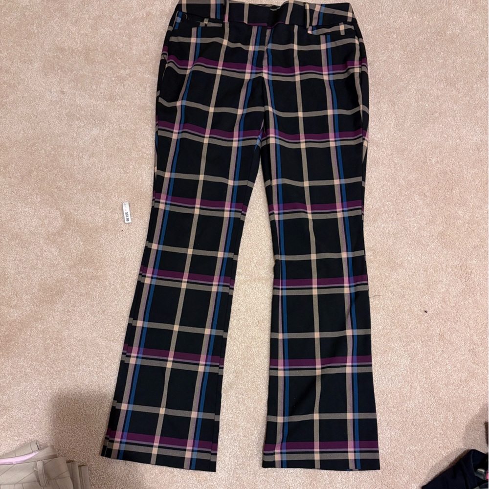 7th and Avenue  Black and Beige Plaid Skirt